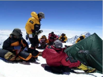 Oxygen sampling on Everest
