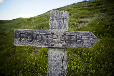20,000 footpaths are at risk