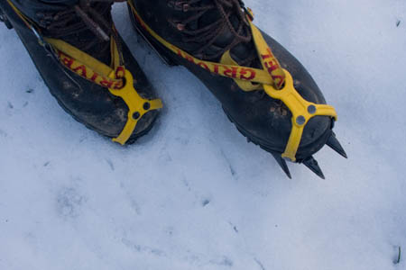 B2 crampons on B2 boots: never use a crampon with a higher rating than the boot