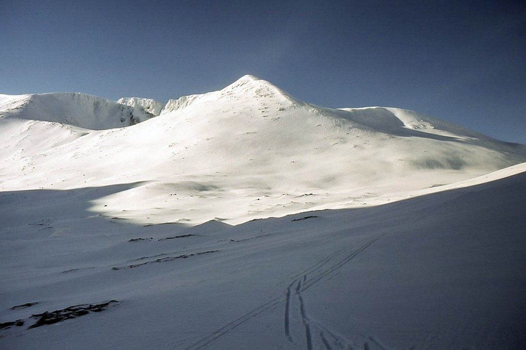 The avalanche happened on Braeriach. Photo: Jim Barton CC-BY-SA-2.0 The avalanche happened on Braeriach. Photo: Jim Barton CC-BY-SA-2.0
