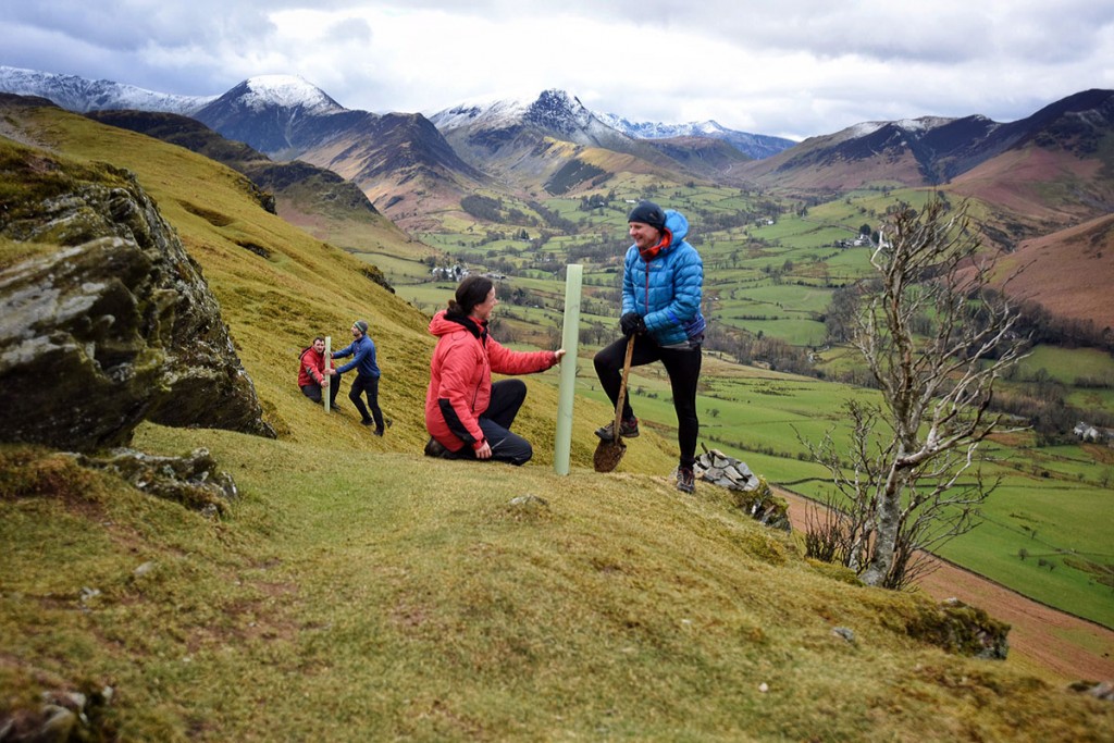 Steve Birkinshaw joins National Trust rangers and volunteers on the fell Steve Birkinshaw joins National Trust rangers and volunteers on the fell