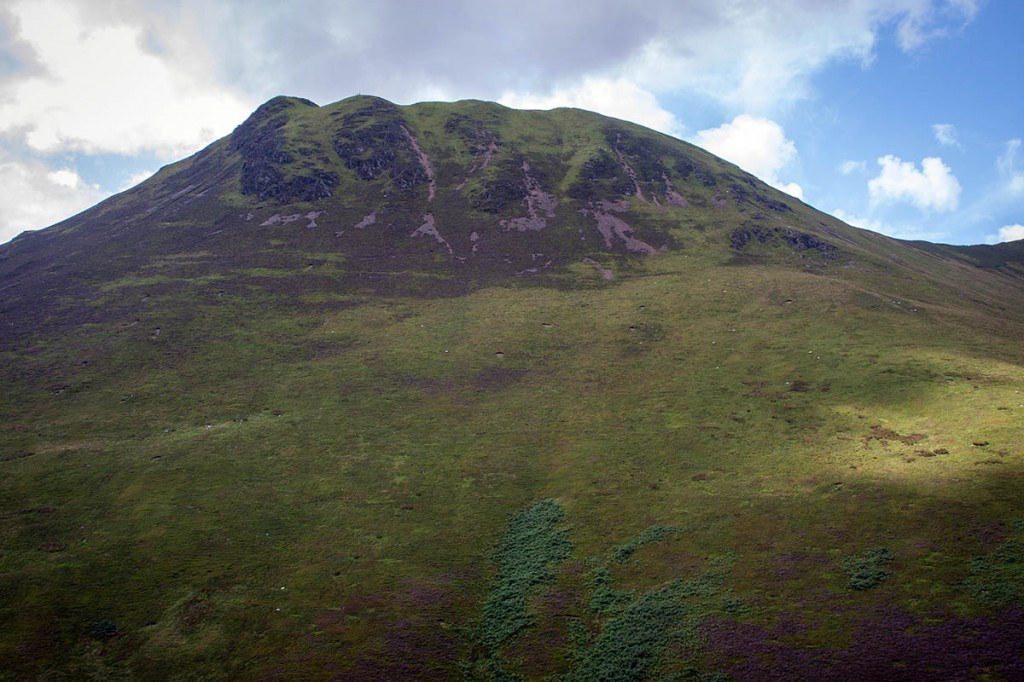 The route north from Causey Pike involves steep, broken ground. Photo: Bob Smith/grough