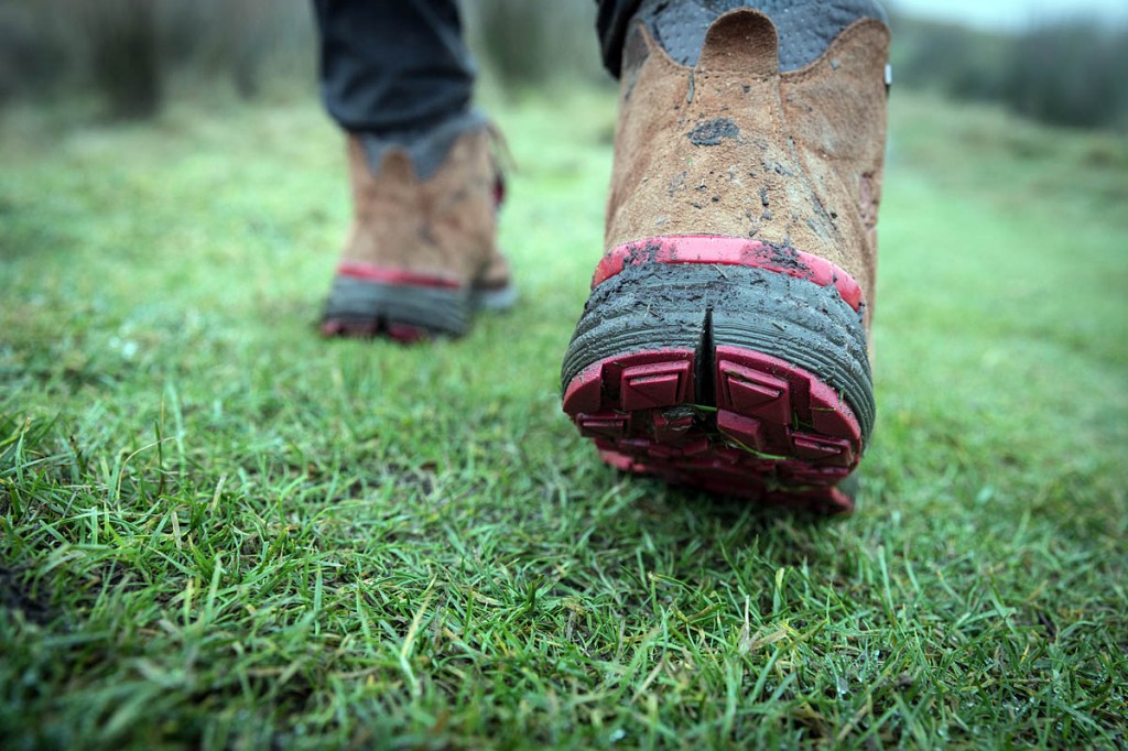 The heel section of the sole has a deep channel. Photo: Bob Smith/grough The heel section of the sole has a deep channel. Photo: Bob Smith/grough