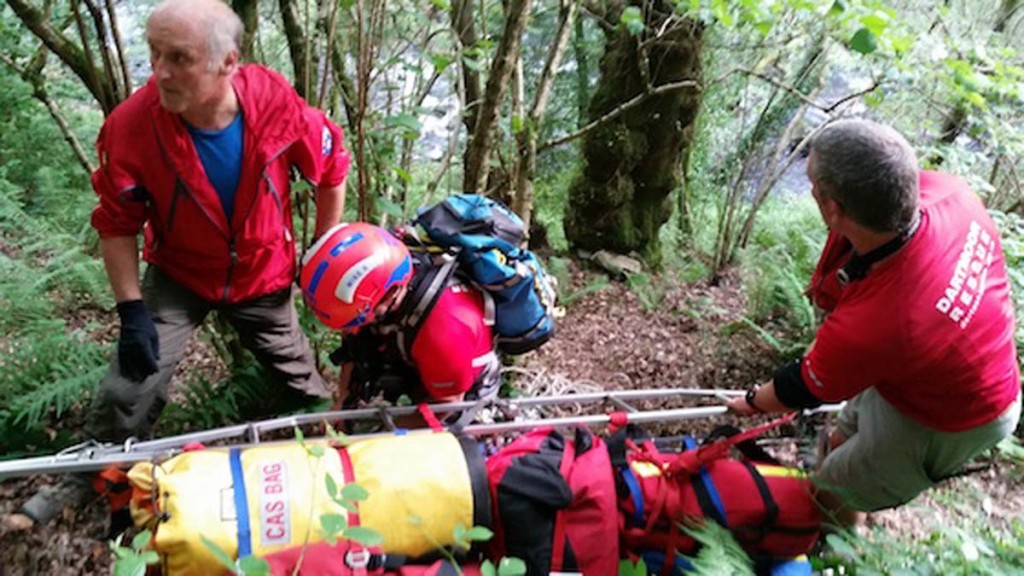 Rescue team members at the rescue site in the Dart Valley. Photo: Dartmoor SRT Ashburton