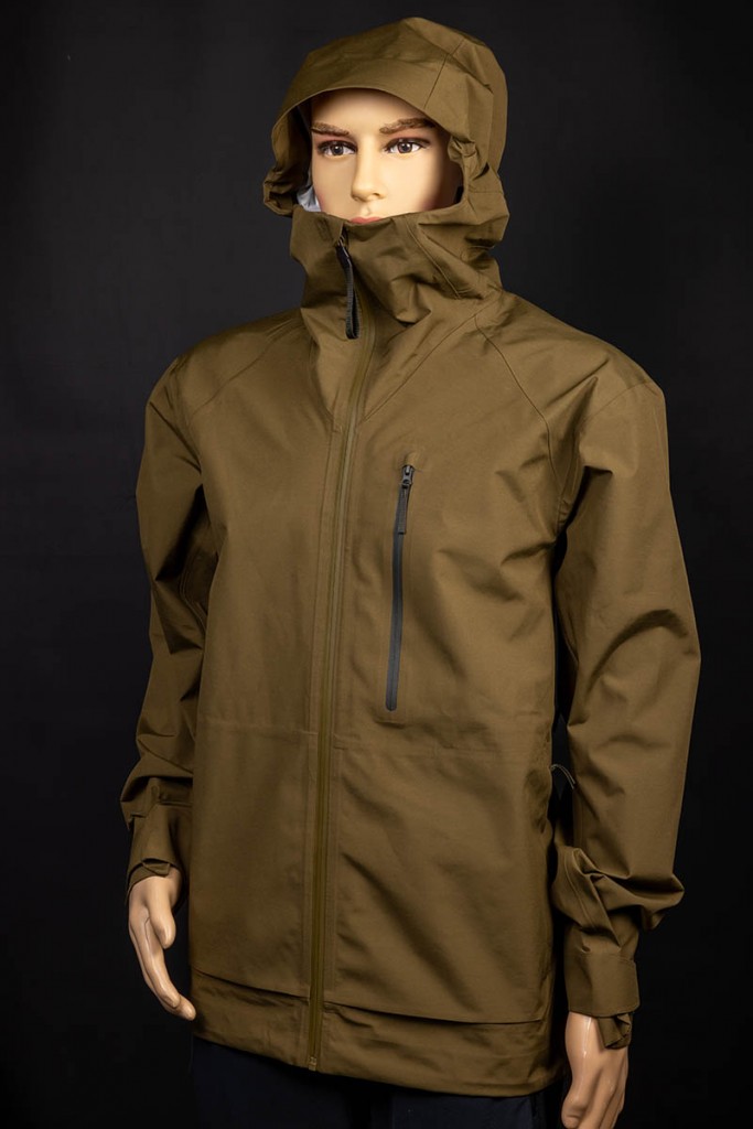 H&M 3-Layer StormMove. Photo: Bob Smith Photography H&M 3-Layer StormMove. Photo: Bob Smith Photography