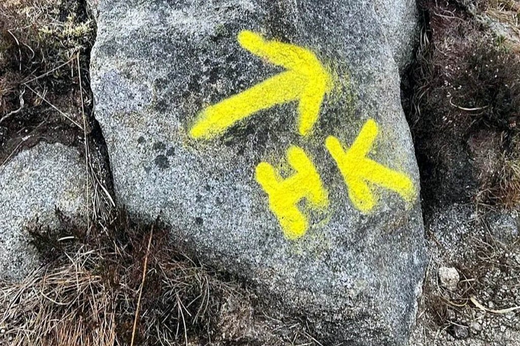 One of the waymarks for the Highland Kings event