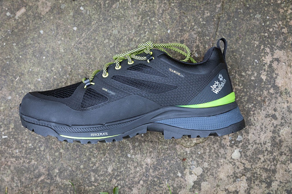 Jack Wolfskin Force Striker Texapore Low. Photo: Bob Smith/grough Jack Wolfskin Force Striker Texapore Low. Photo: Bob Smith/grough