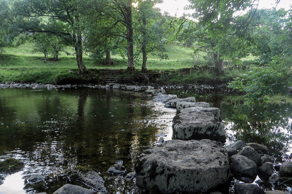 The stepping stones over the River Wharfe south of Kettlewell. Photo: Graham Robson CC-BY-SA-2.0