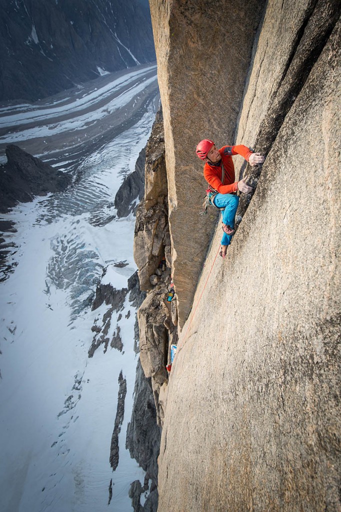 Houlding leads a pitch on the Mirror Wall. Photo: Matt Pycroft/Coldhouse Collective/Berghaus