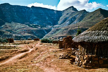 The highlands of Lesotho. Photo: Eckhard Pecher CC-BY-2.0