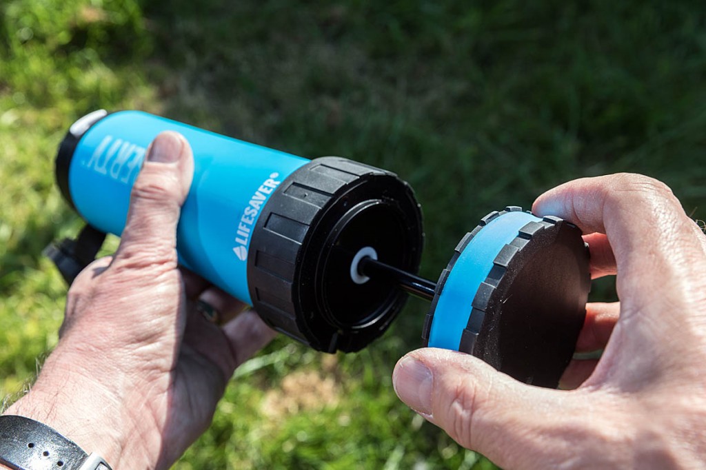 The Liberty is pressurised using its built-in pump. Photo: Bob Smith/grough The Liberty is pressurised using its built-in pump. Photo: Bob Smith/grough