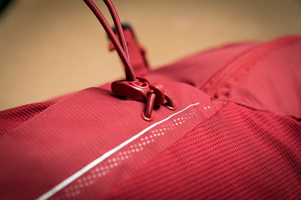 Lowe Alpine Aeon 27's Multi-Lock Tool. Photo: Bob Smith/grough Lowe Alpine Aeon 27's Multi-Lock Tool. Photo: Bob Smith/grough