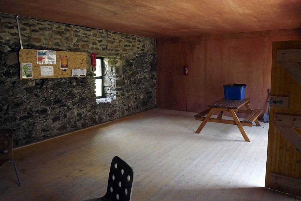 The interior of the bothy. Photo: MBA The interior of the bothy. Photo: MBA