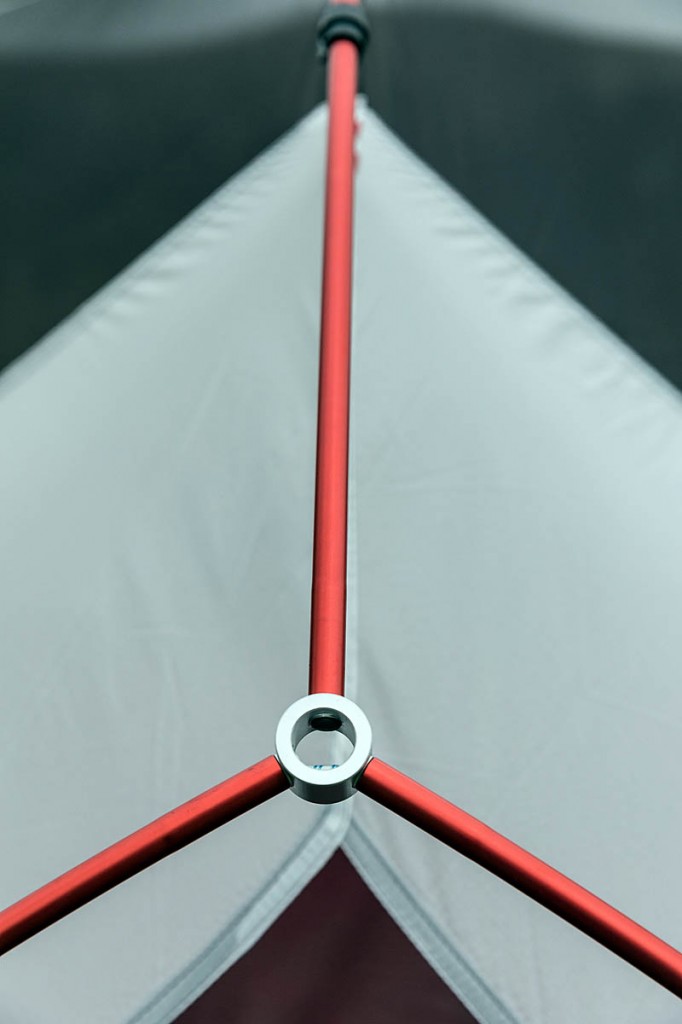 Poles and fittings are good quality. Photo: Bob Smith/grough Poles and fittings are good quality. Photo: Bob Smith/grough