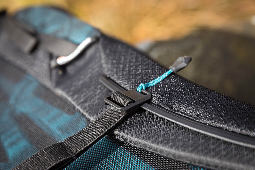 The Click and Go sternum strap system. Photo: Bob Smith/grough