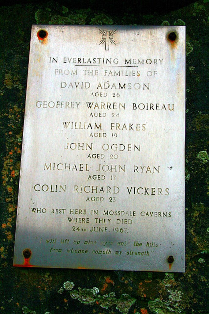 The memorial plaque at the site. Photo: Steve Partridge CC-BY-SA-2.0