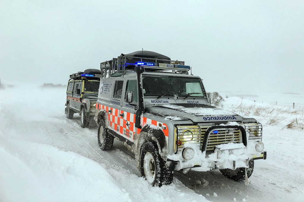 The teams' vehicles head up to Carter Bar. Photo: Northumberland National Park MRT