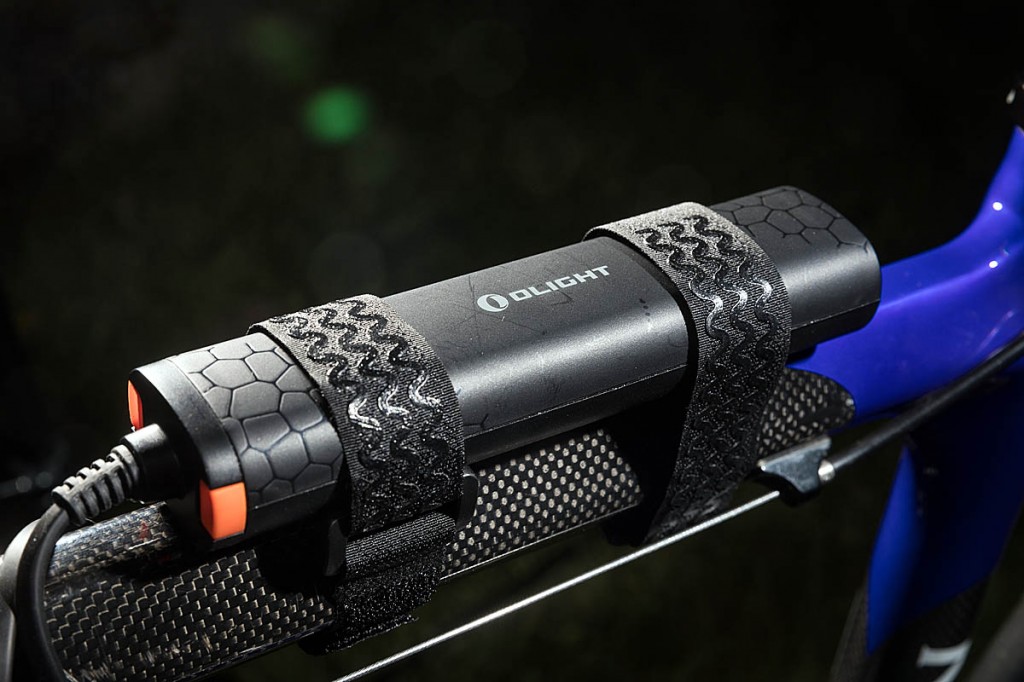 The battery pack straps to the bike's tube. Photo: Bob Smith/grough The battery pack straps to the bike's tube. Photo: Bob Smith/grough