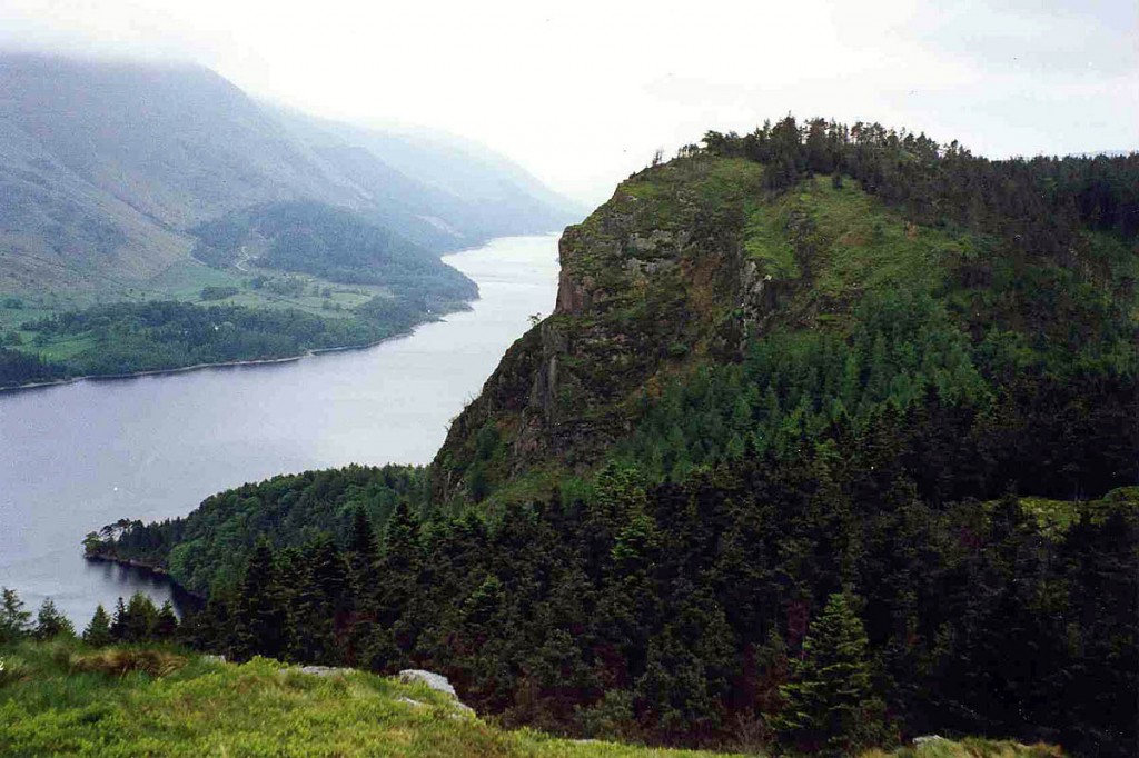 Raven Crag and Thirlmere. Photo: Mick Knapton CC-BY-SA-3.0 https://commons.wikimedia.org Raven Crag and Thirlmere. Photo: Mick Knapton CC-BY-SA-3.0 https://commons.wikimedia.org