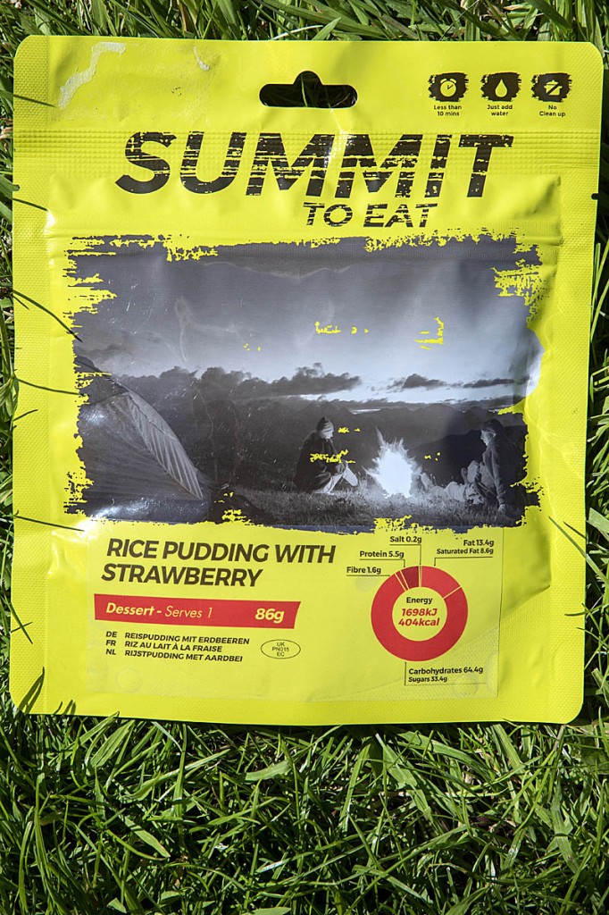 Summit To Eat Rice Pudding with Strawberry Summit To Eat Rice Pudding with Strawberry