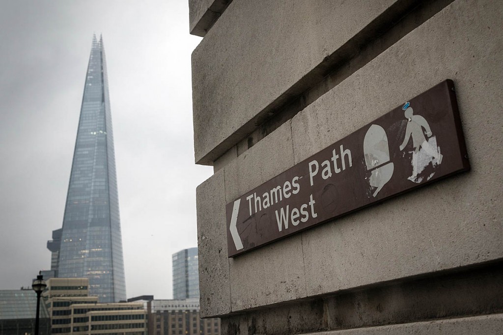 The new trail connects with the Thames Path in London. Photo: Bob Smith/grough The new trail connects with the Thames Path in London. Photo: Bob Smith/grough