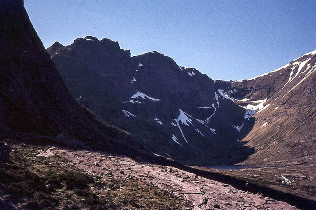 Toll an Lochain and An Teallach. Photo: Jim Barton CC-BY-SA-2.0 Toll an Lochain and An Teallach. Photo: Jim Barton CC-BY-SA-2.0