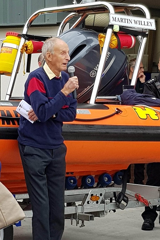 Joss Naylor speaks to the gathering. Photo: Wasdale MRT