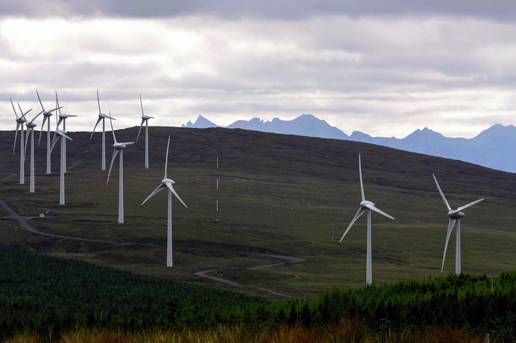 Windfarms in Scottish mountain areas are a contentious subject. Photo: Wilfried Klöpping CC-BY-3.0 Windfarms in Scottish mountain areas are a contentious subject. Photo: Wilfried Klöpping CC-BY-3.0