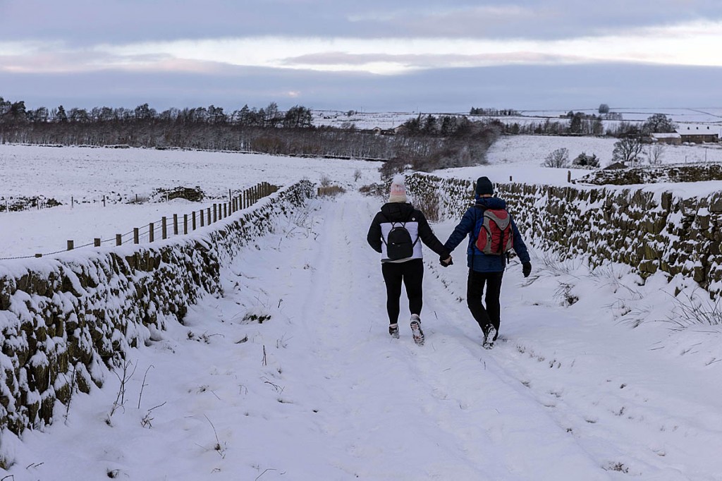Walkers enjoy an outing in winter. Photo: Bob Smith/grough Walkers enjoy an outing in winter. Photo: Bob Smith/grough