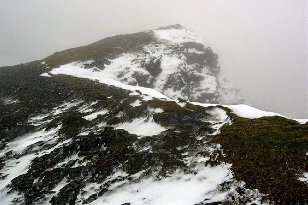 The summit of Y Garn. Photo: David Crocker CC-BY-SA-2.0