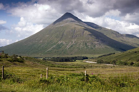 The poison was found on the Auch estate near Bridge of Orchy The poison was found on the Auch estate near Bridge of Orchy