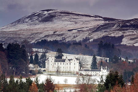 Blair Atholl. Photo: djmacpherson CC-BY-SA-2.0