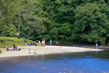 Fixed penalties can be handed out by rangers in Lower Wharfedale Fixed penalties can be handed out by rangers in Lower Wharfedale