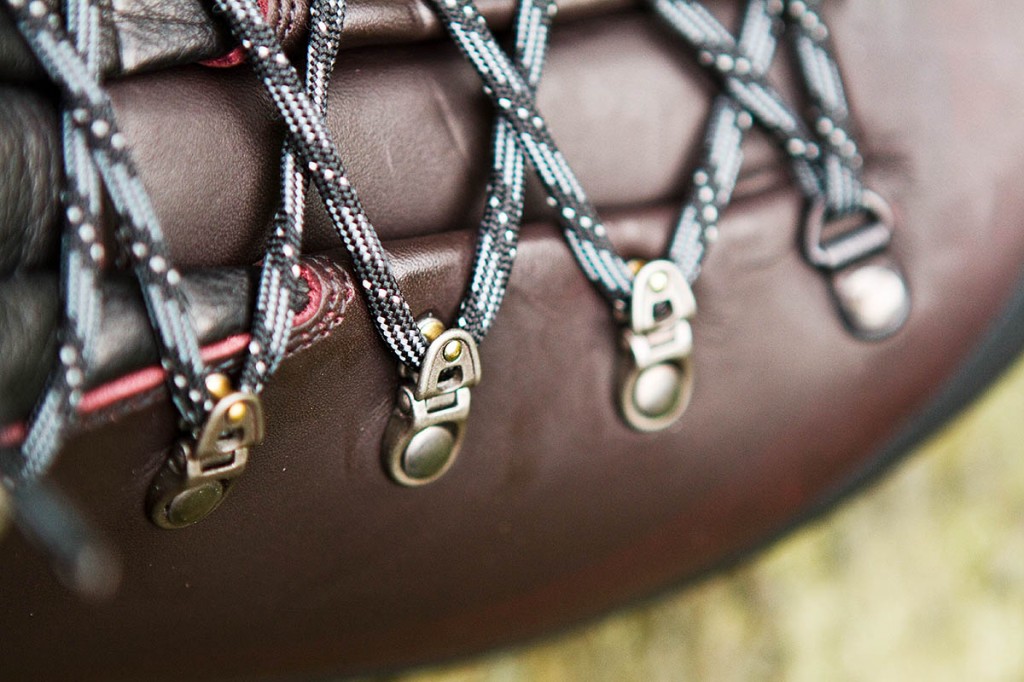 Scarpa's Speed Lacing on its SL Activ Scarpa's Speed Lacing on its SL Activ