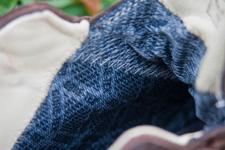 Fabric has replaced leather as the lining material Fabric has replaced leather as the lining material