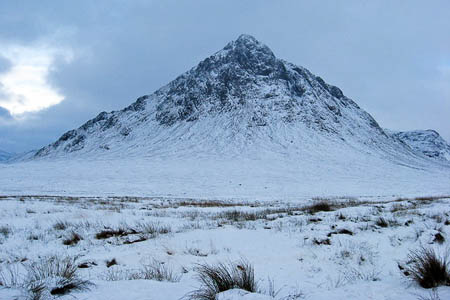 Hillgoers in Glencoe are warned avalanche risk will be high tomorrow. Photo: Carol Walker CC-BY-SA-2.0 Hillgoers in Glencoe are warned avalanche risk will be high tomorrow. Photo: Carol Walker CC-BY-SA-2.0