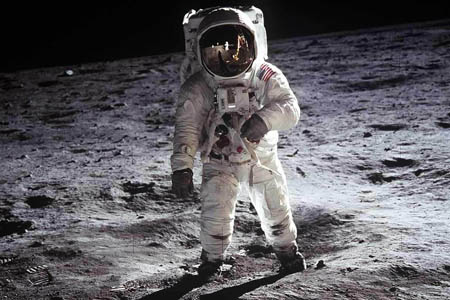Buzz Aldrin on the Moon's surface. Not ideal climbing gear. Photo: NASA/courtesy of nasaimages.org Buzz Aldrin on the Moon's surface. Not ideal climbing gear. Photo: NASA/courtesy of nasaimages.org