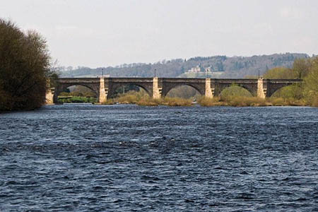 The River Tyne at Corbridge, where one of the bodies was found. Photo: Mike Quinn CC-BY-SA-2.0