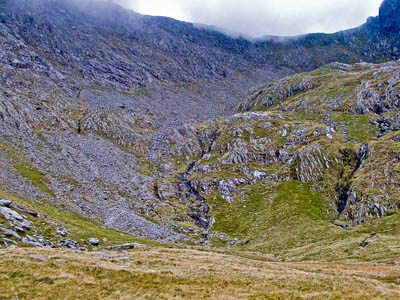 The man got stuck on crags in Cwm Cneifion. Photo: Mike White CC-BY-SA-2.0 The man got stuck on crags in Cwm Cneifion. Photo: Mike White CC-BY-SA-2.0