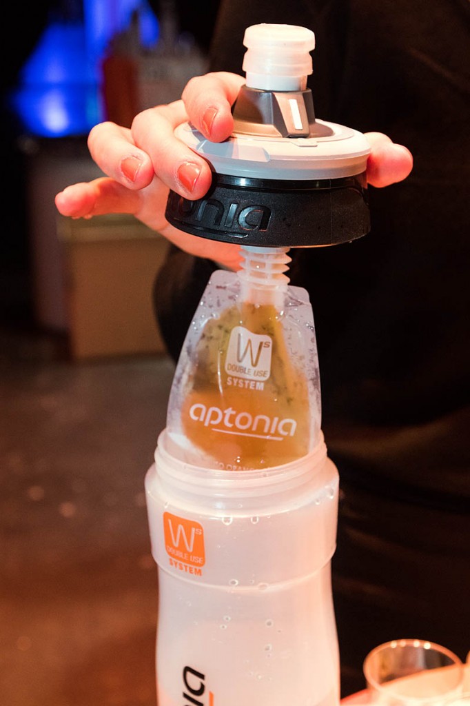 The Aptonia Double Use bottle showing the sports drink pouch The Aptonia Double Use bottle showing the sports drink pouch