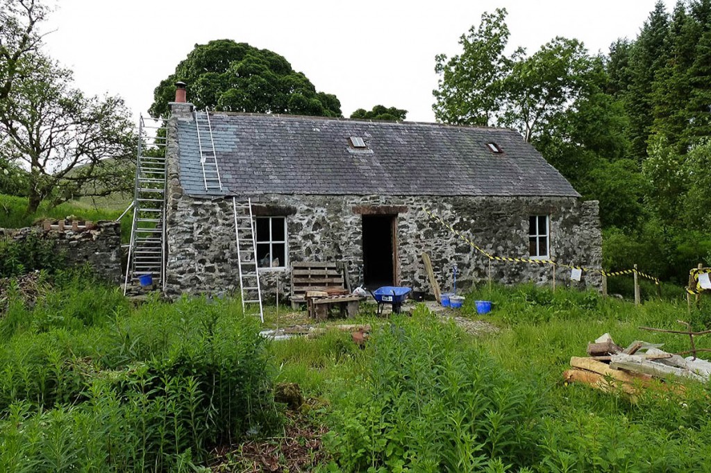 The MBA's volunteers carry out regular maintenance on bothies in its care