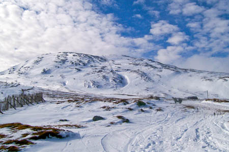 Glencoe ski resort. Photo: Flossiesheep CC-BY-SA-3.0 Glencoe ski resort. Photo: Flossiesheep CC-BY-SA-3.0