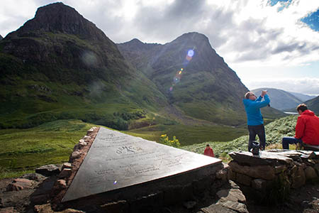 Visitors enjoy Glencoe's scenic splendour Visitors enjoy Glencoe's scenic splendour