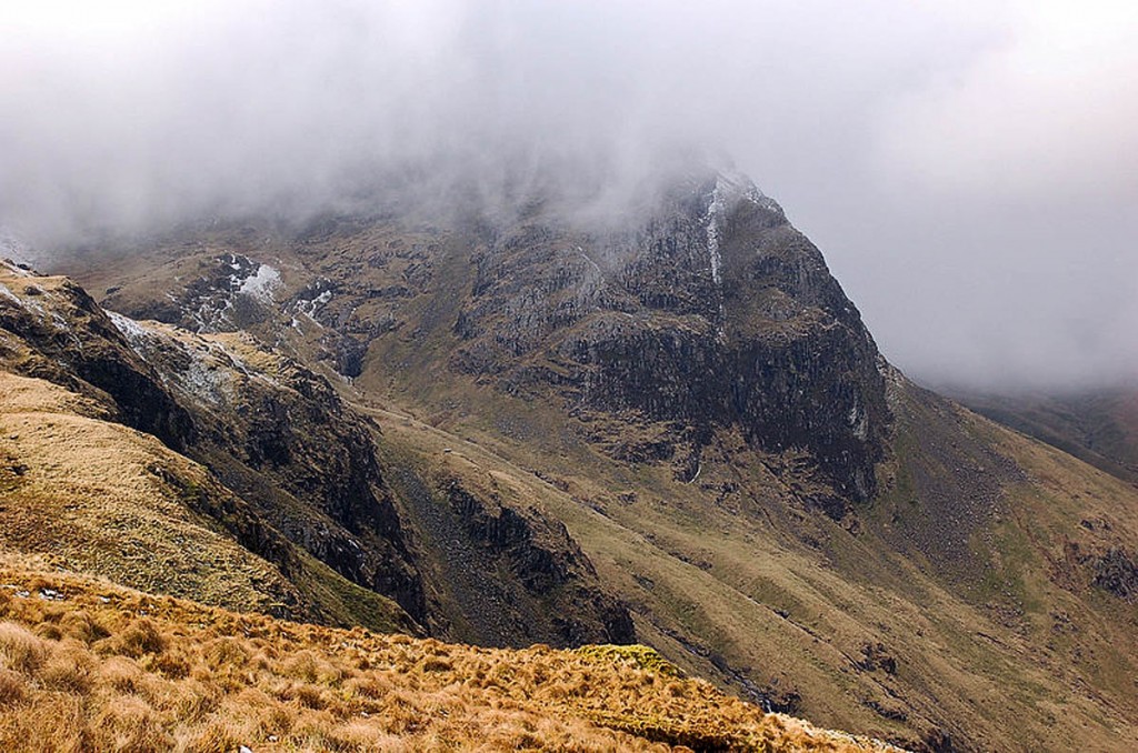 The man got stuck on Greenhow End, above Deepdale. Photo: Jim Barton CC-BY-SA-2.0 The man got stuck on Greenhow End, above Deepdale. Photo: Jim Barton CC-BY-SA-2.0