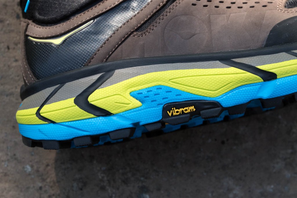 The thick sole is striking The thick sole is striking