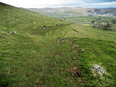 The footpath near Hoober Edge, Malhamdale. Photo: Chris Heaton CC-BY-SA-2.0 The footpath near Hoober Edge, Malhamdale. Photo: Chris Heaton CC-BY-SA-2.0