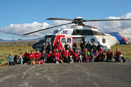 Members of the Icelandic Search and Rescue Dogs Association, Björgunarhundasveit Íslands (BHSI)