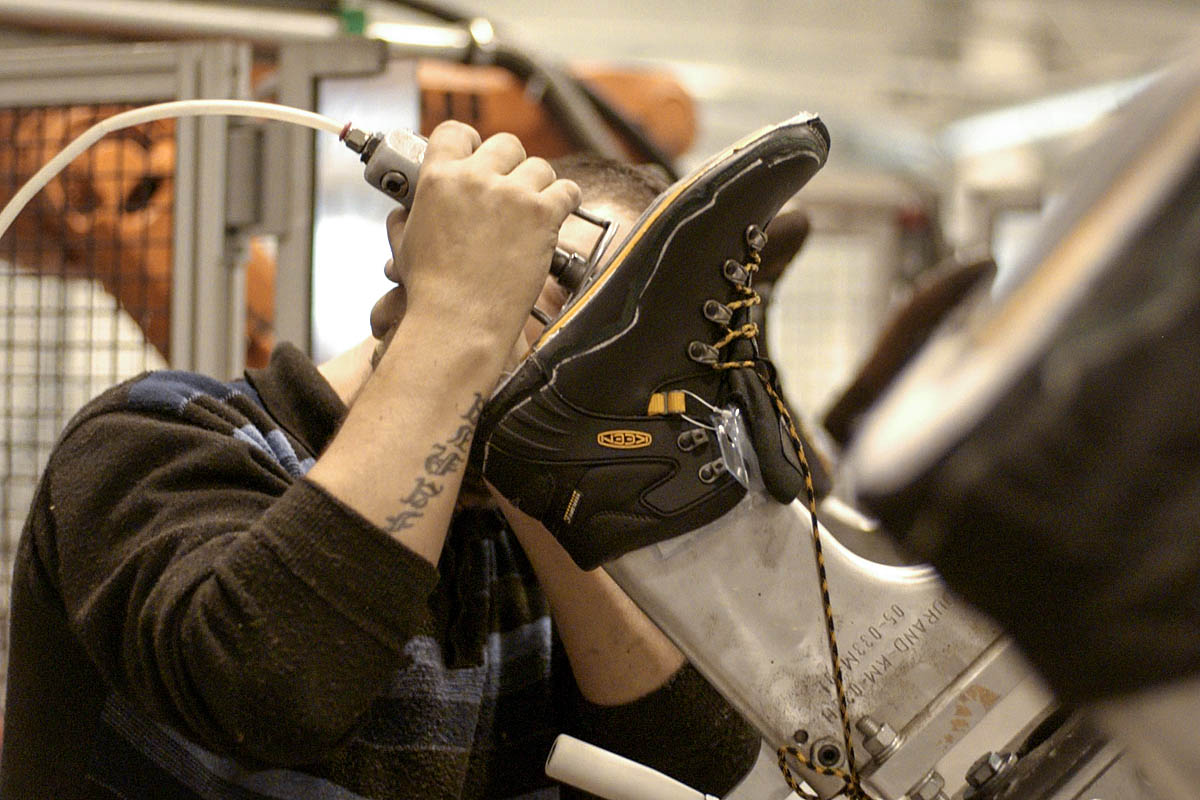 Production of the Durand model has moved to Romania Production of the Durand model has moved to Romania