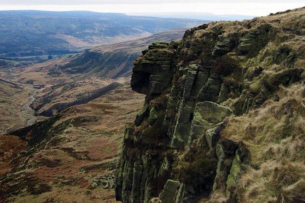 Laddow Rocks, scene of the rescue. Photo: Glossop MRT Laddow Rocks, scene of the rescue. Photo: Glossop MRT