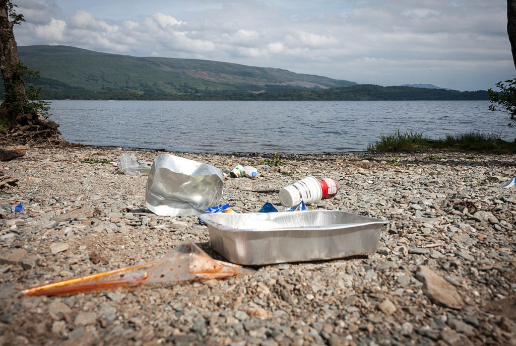 Litter on the shore of Loch Lomond. Photo: Bob Smith/grough